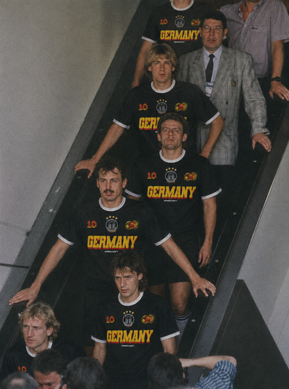 GERMANY WC26  BLACK RINGER