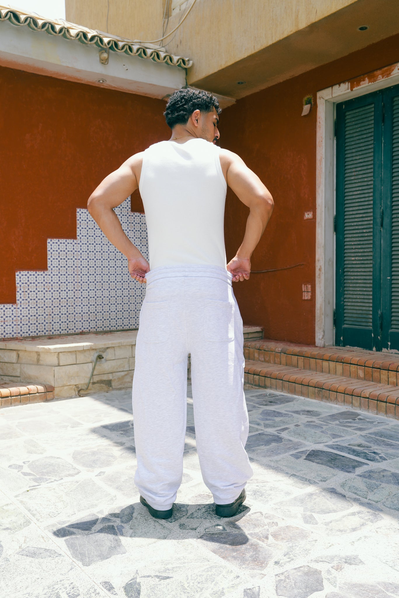 SWEATPANTS