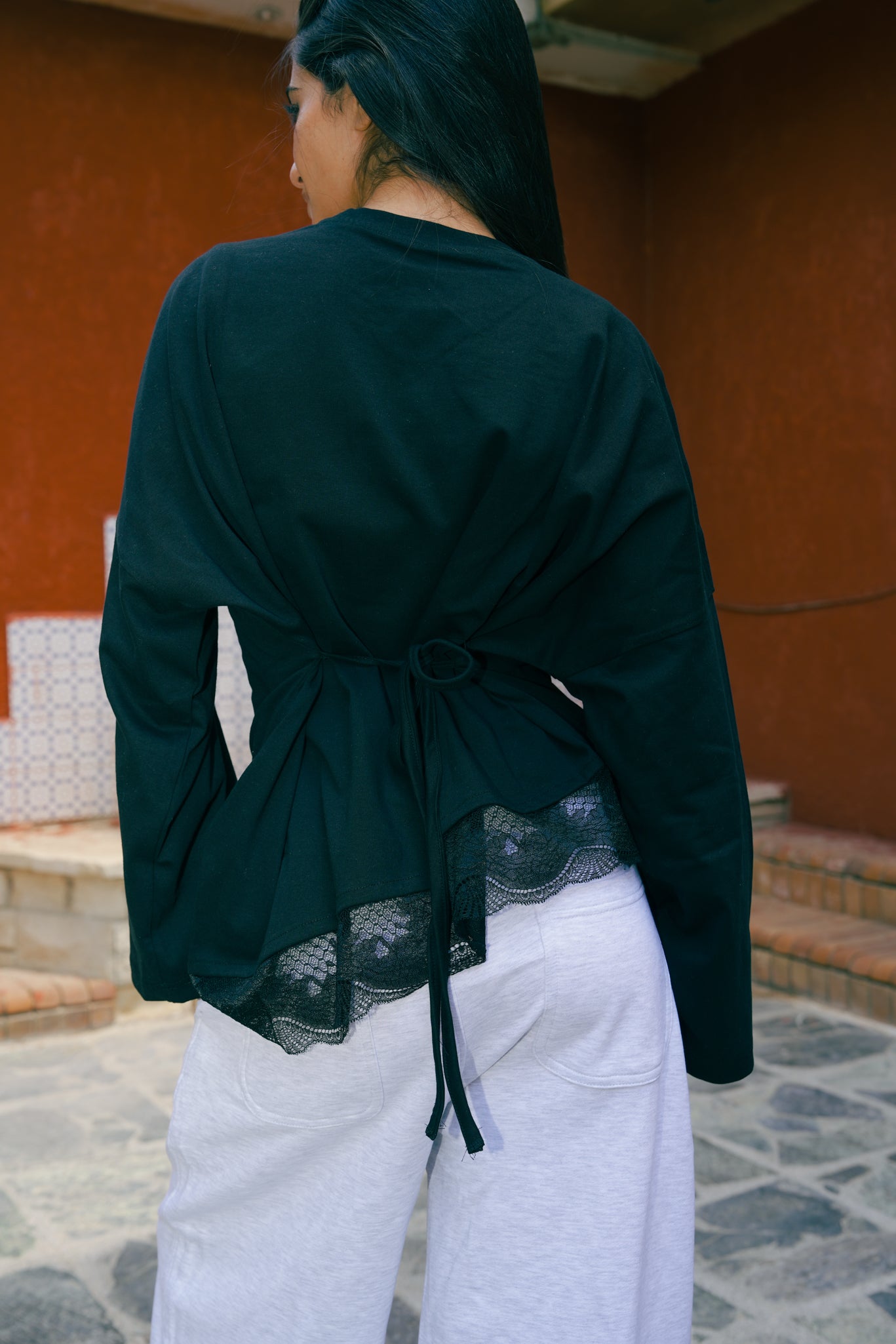 LACE TSHIRT LONG-SLEEVE